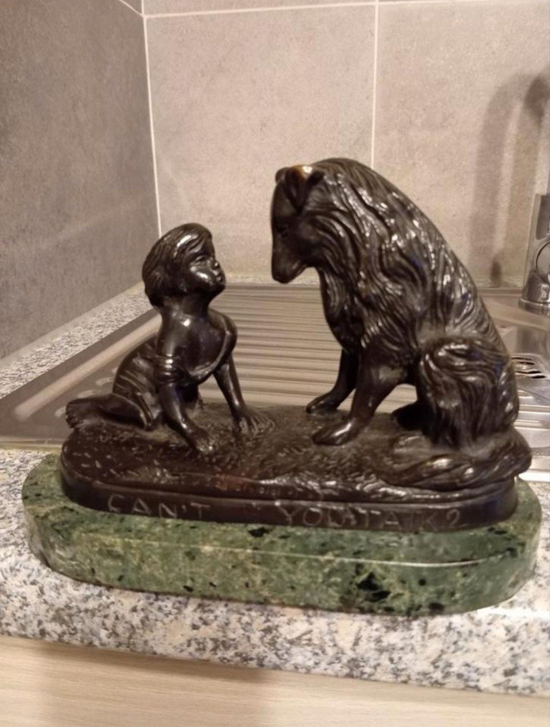 bronzen beeld "Can't You Talk ?" G.Ferrad, Ophalen of Verzenden, Brons