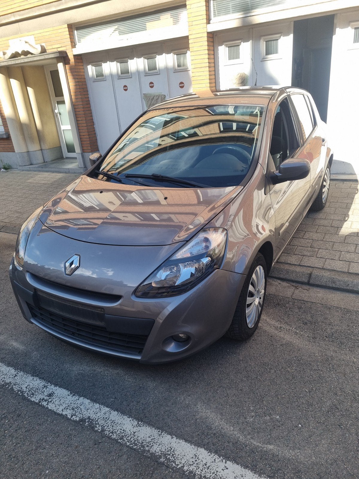 Renault clio 3 phase2 1.2 essence benzine, Enlèvement, Renault