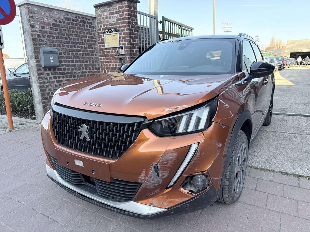 Peugeot 2008 1.2 i Edition GT Line | Navigatie | Camera | Cr, Stof, Gebruikt, 5 deurs, USB