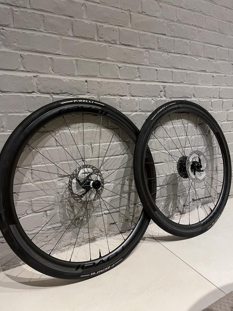 Roval Alpinist CL II set met 2 wielen, Fietsen en Brommers, Fietsonderdelen, Ophalen of Verzenden, Zo goed als nieuw, Wiel, Carbon