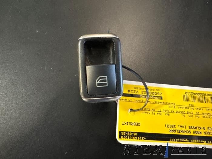 Elektrisch Raam Schakelaar van een Mercedes A-Klasse, Gebruikt, -, Ophalen of Verzenden, -