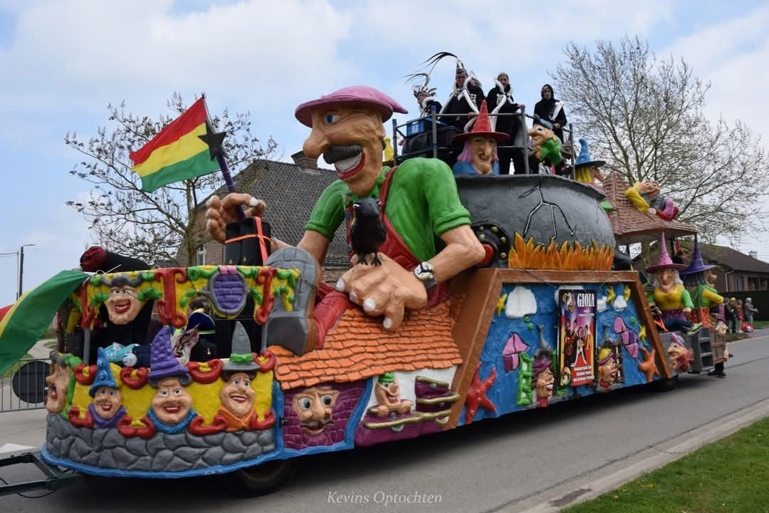 Carnavalswagen Te Koop/ Te huur, Enlèvement