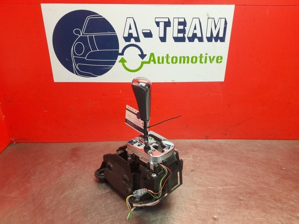 SELECTEUR DE VITESSES AUTOMATIQUES Peugeot 307 CC (3B), Kontakt-peugeot@peugeot.com, Utilisé, Peugeot Deutschland GmbH, Bahnhofsplatz
65423  Rüsselsheim, DE