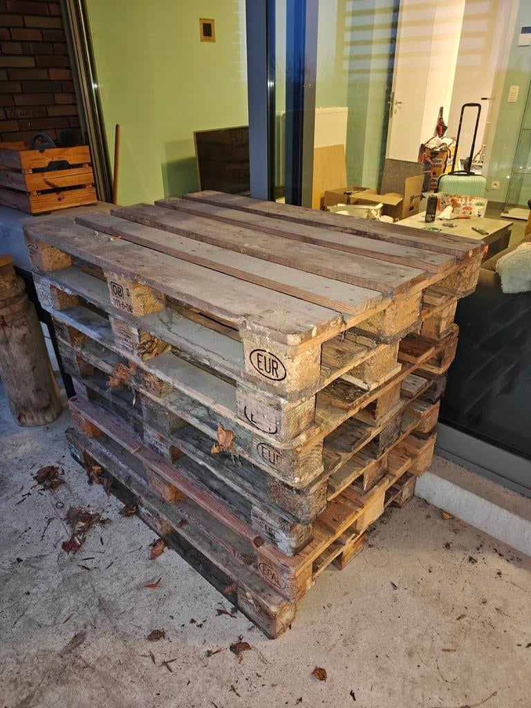 7 Europalettes entières (2 moitiés), Enlèvement, Utilisé, Moins de 180 cm, Autres types