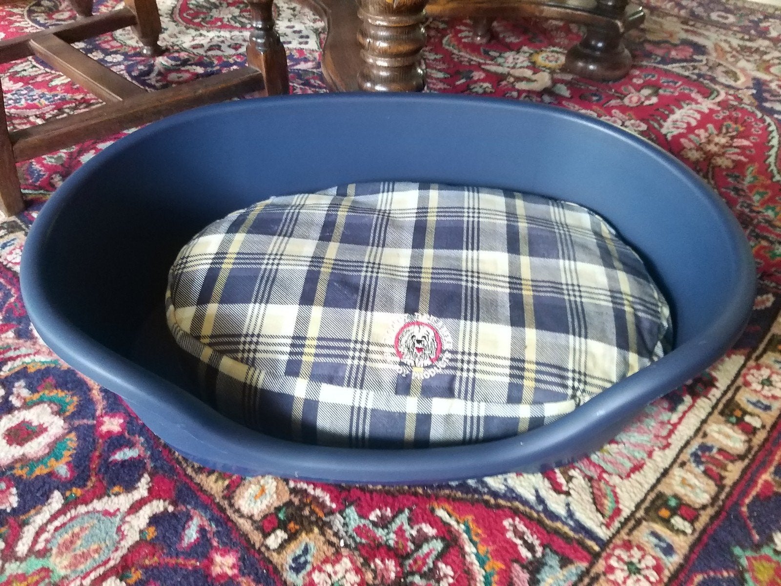 blauwe kunststof hondenmand met kussen, Dieren en Toebehoren, Ophalen, Zo goed als nieuw, Polyester