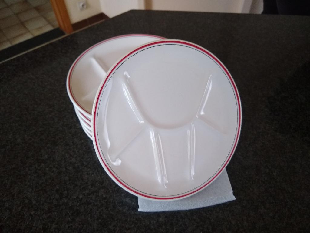 set 6 dinerborden, Ophalen, Zo goed als nieuw, Bord(en)