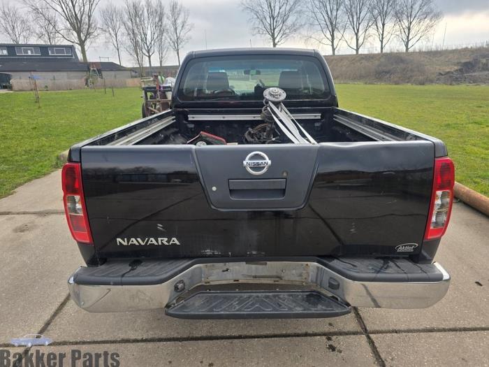 Achterbumper van een Nissan Navara, Auto-onderdelen, Carrosserie, Bumper, Nissan, Gebruikt, 3 maanden garantie