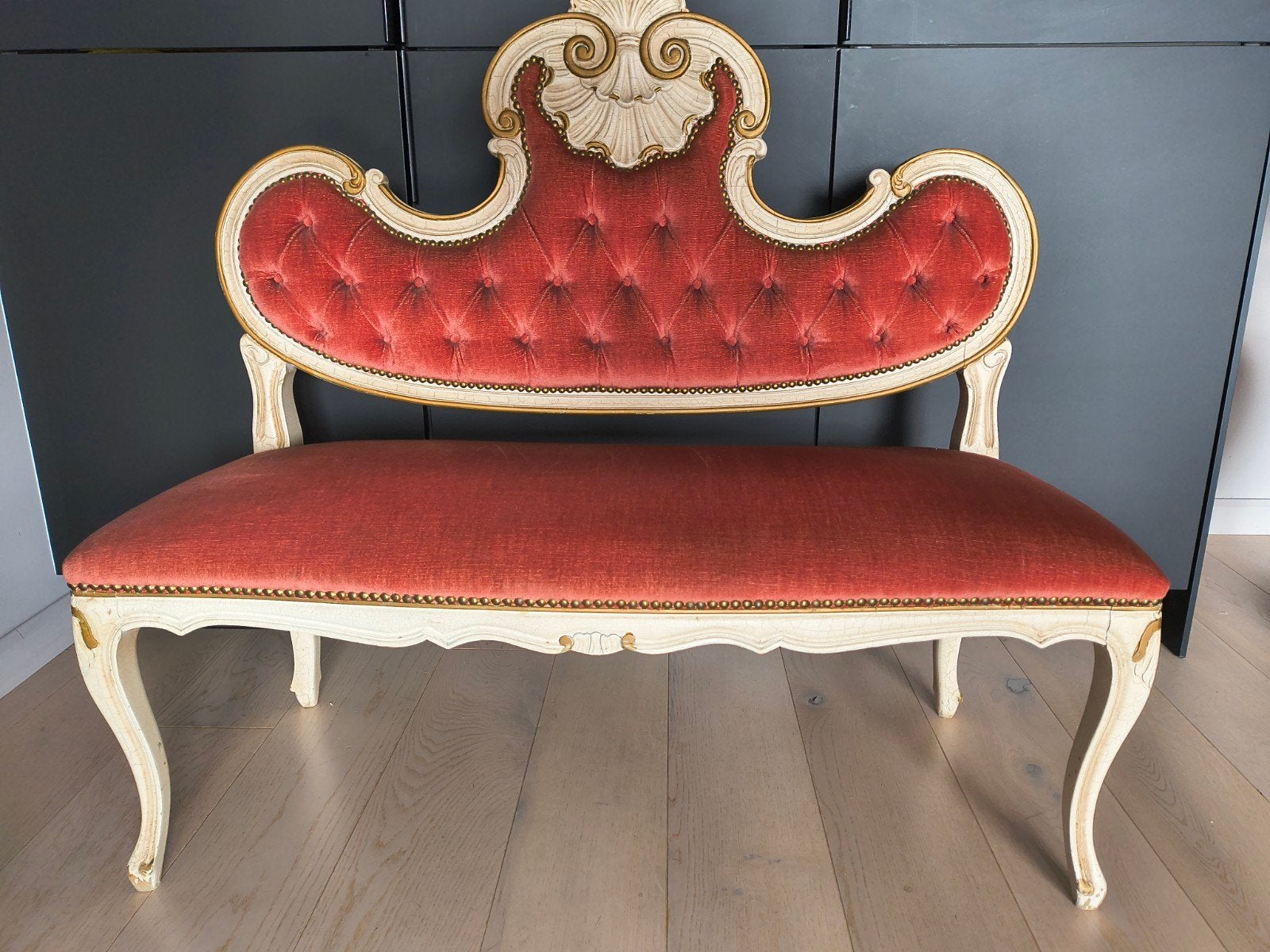 Prachtig vintage barok boudoir bankje / canapé (rood fluweel, Antiek en Kunst, Ophalen
