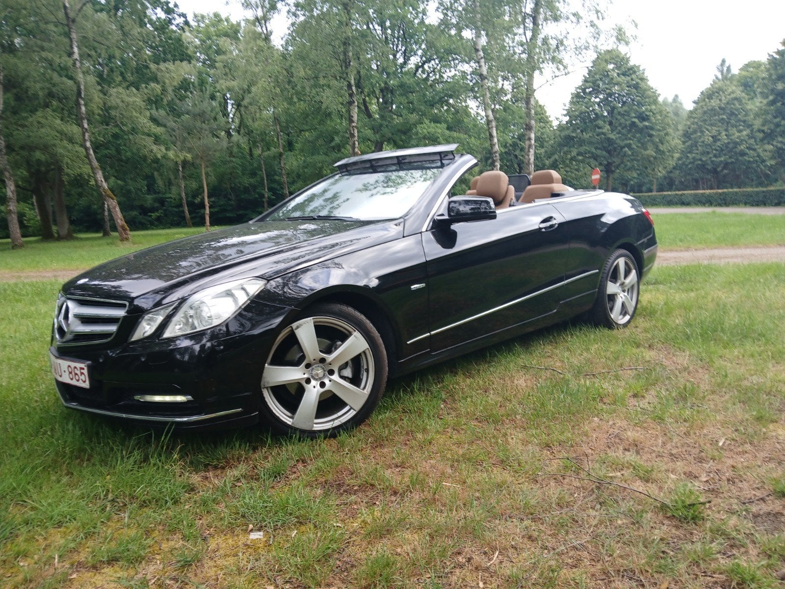 MERCEDES E220 CABRIO / AUTOMAAT / FULL OPTION, Auto's, Mercedes-Benz, Particulier, E-Klasse, ABS, Airbags, Airconditioning, Alarm