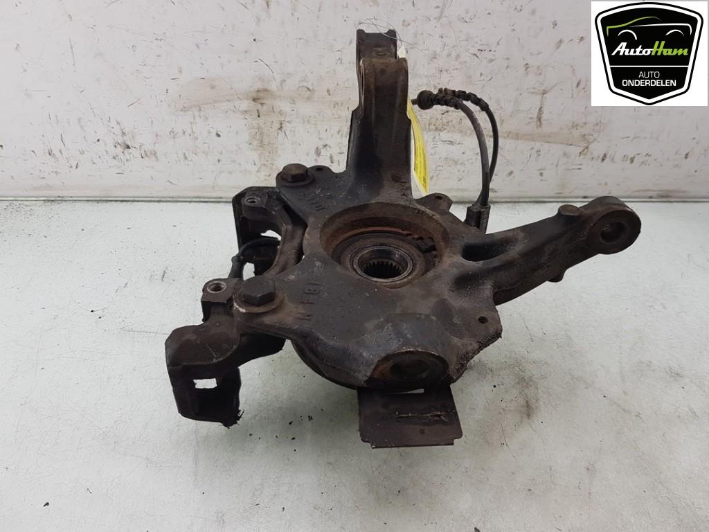FUSEE RECHTS VOOR Renault Megane III CC (EZ), Dhr. J. Ham, Gebruikt, Renault, Administratie@autoham.nl