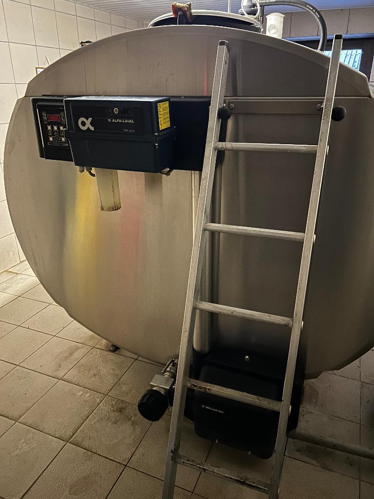 Melktank 3600L + koelgroep, Ophalen, Overige, Melktechniek