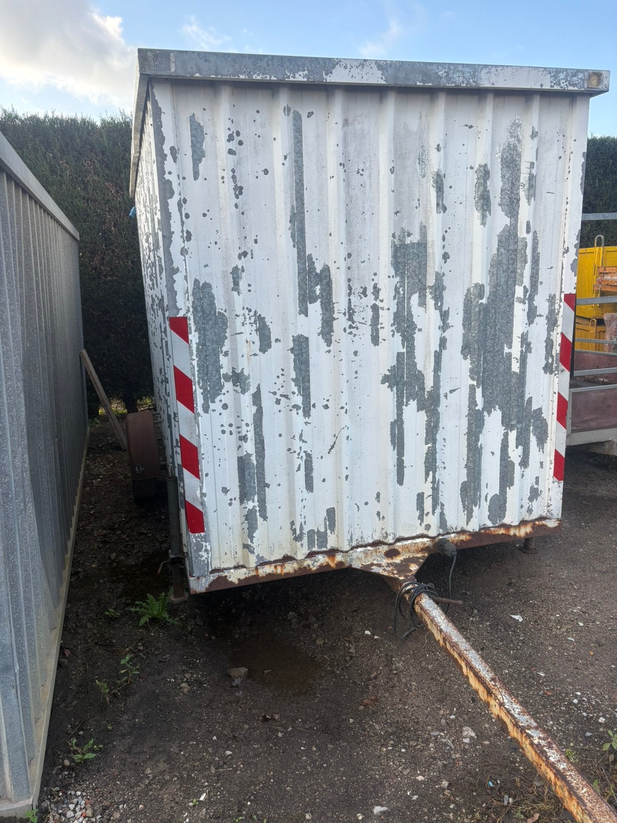 Werfwagen werfkeet gegalvaniseerd, Doe-het-zelf en Bouw, Containers, Ophalen