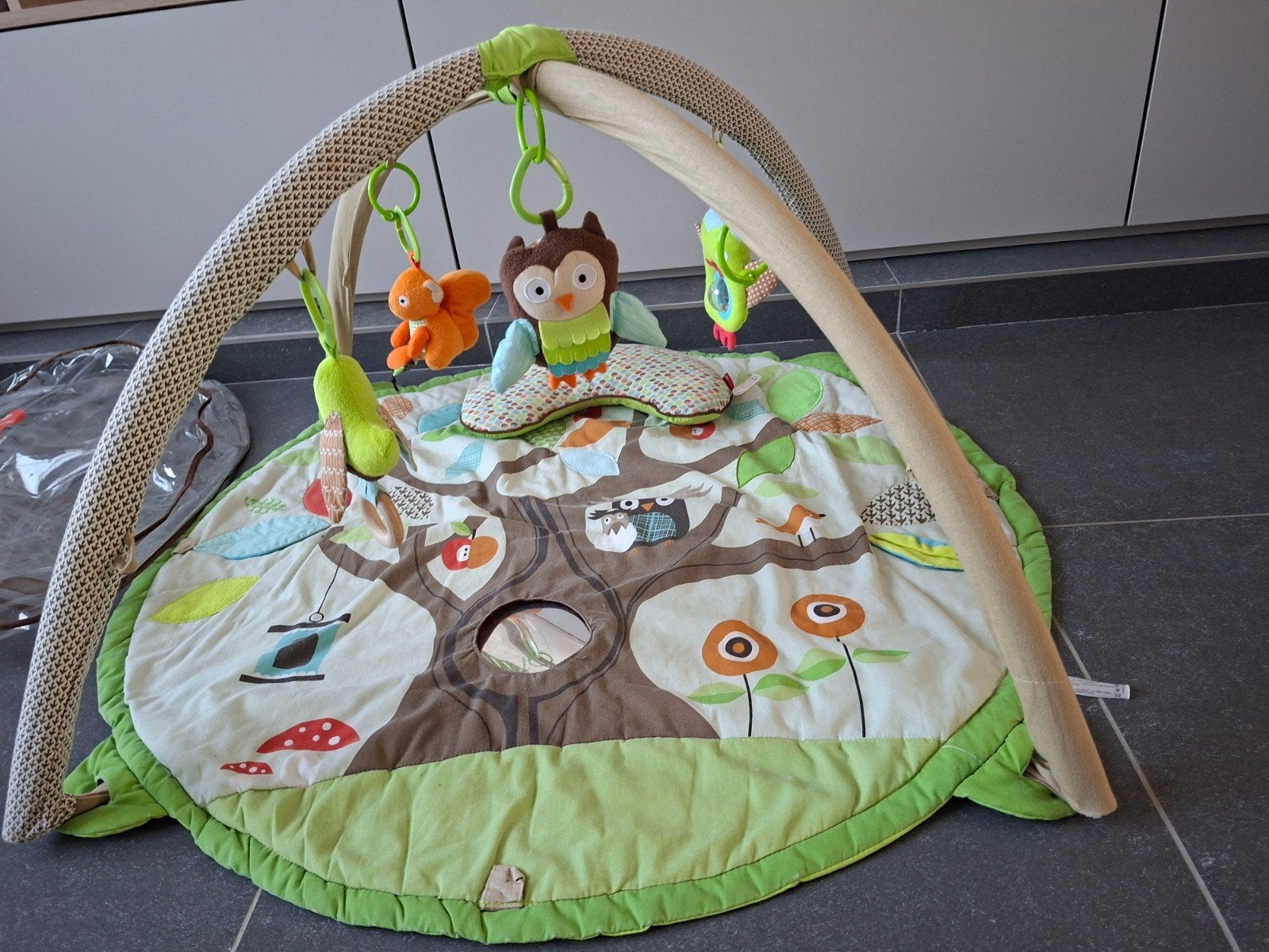 speelmat Skip Hop, Ophalen