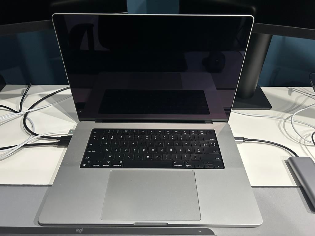 MacBook Pro 16" M1 Max — 64 GB RAM — 1 TB SSD — Spacegrijs, Computers en Software, Ophalen, 1 TB of meer, 64 GB of meer, Zo goed als nieuw