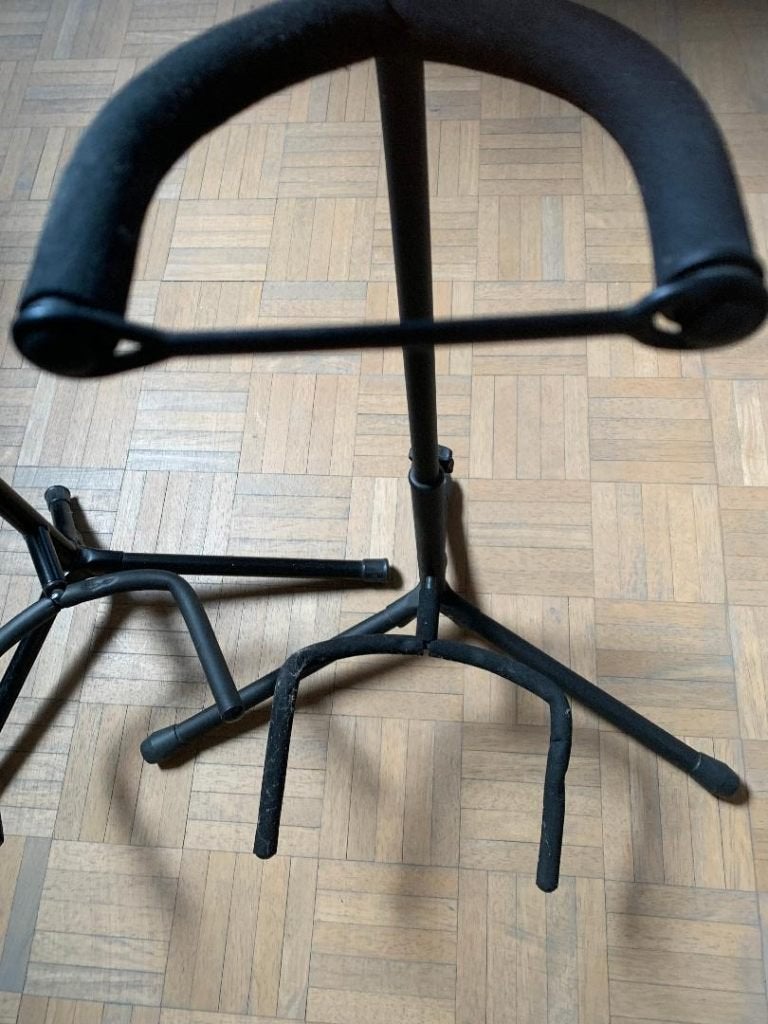 GITAARSTAANDER, Muziek en Instrumenten, Standaarden, Ophalen, Zo goed als nieuw, Gitaar