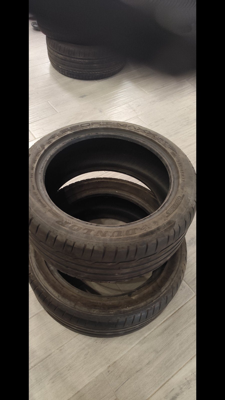 Dunlop pneus en bonne état, Enlèvement, Comme neuf