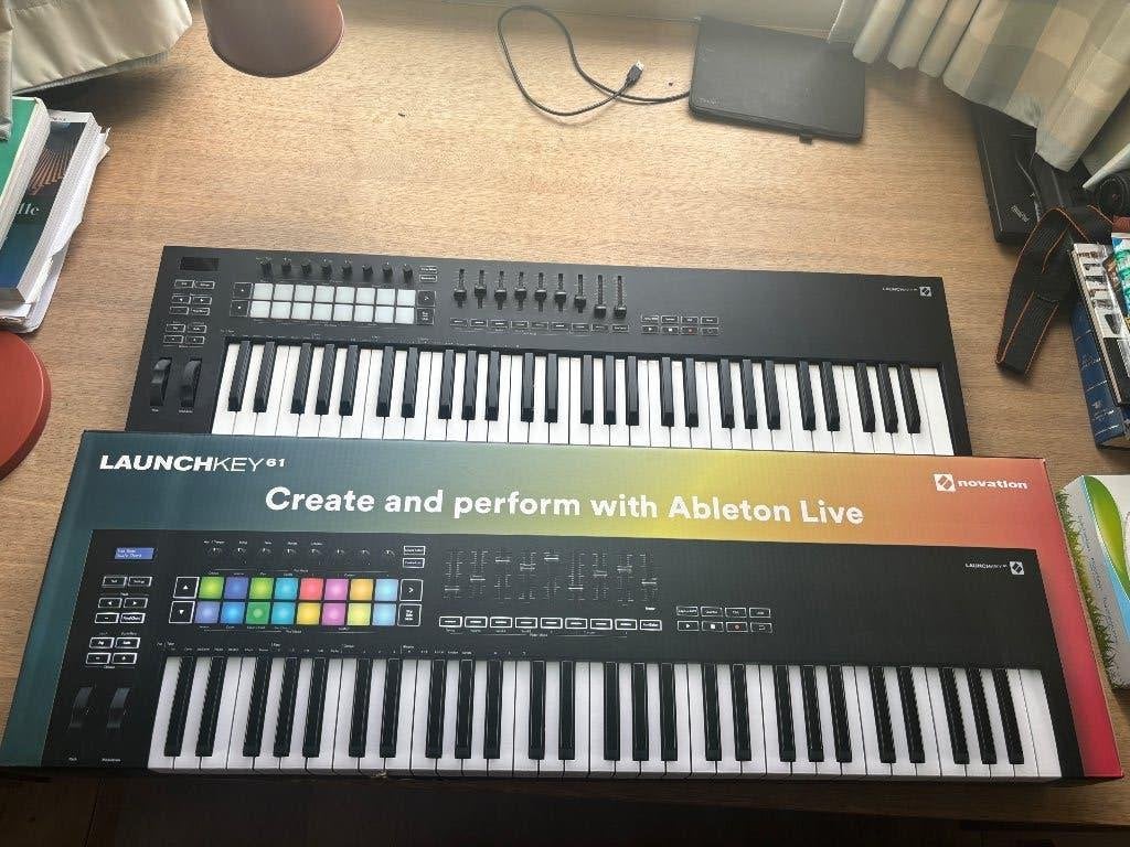 Novation Launchkey 61, Muziek en Instrumenten, Midi-apparatuur, Ophalen of Verzenden, Zo goed als nieuw