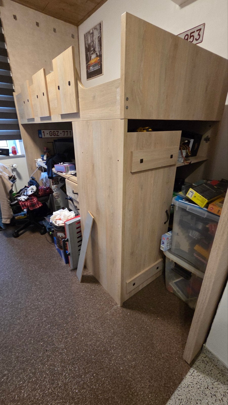 hoogslaper, Ophalen, Eenpersoons, 160 tot 180 cm, Zo goed als nieuw