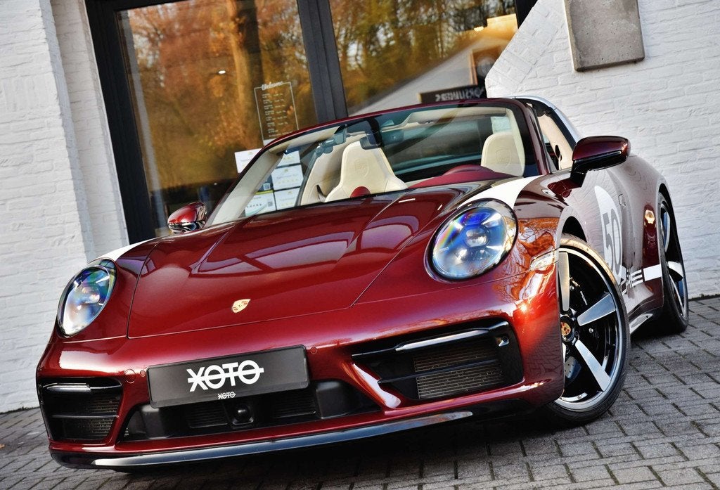 Porsche 992 TARGA 4S PDK HERITAGE EDITION * CERAMIC BRAKES *, Autos, Porsche, Entreprise, 2 portes, 6 cylindres, Automatique