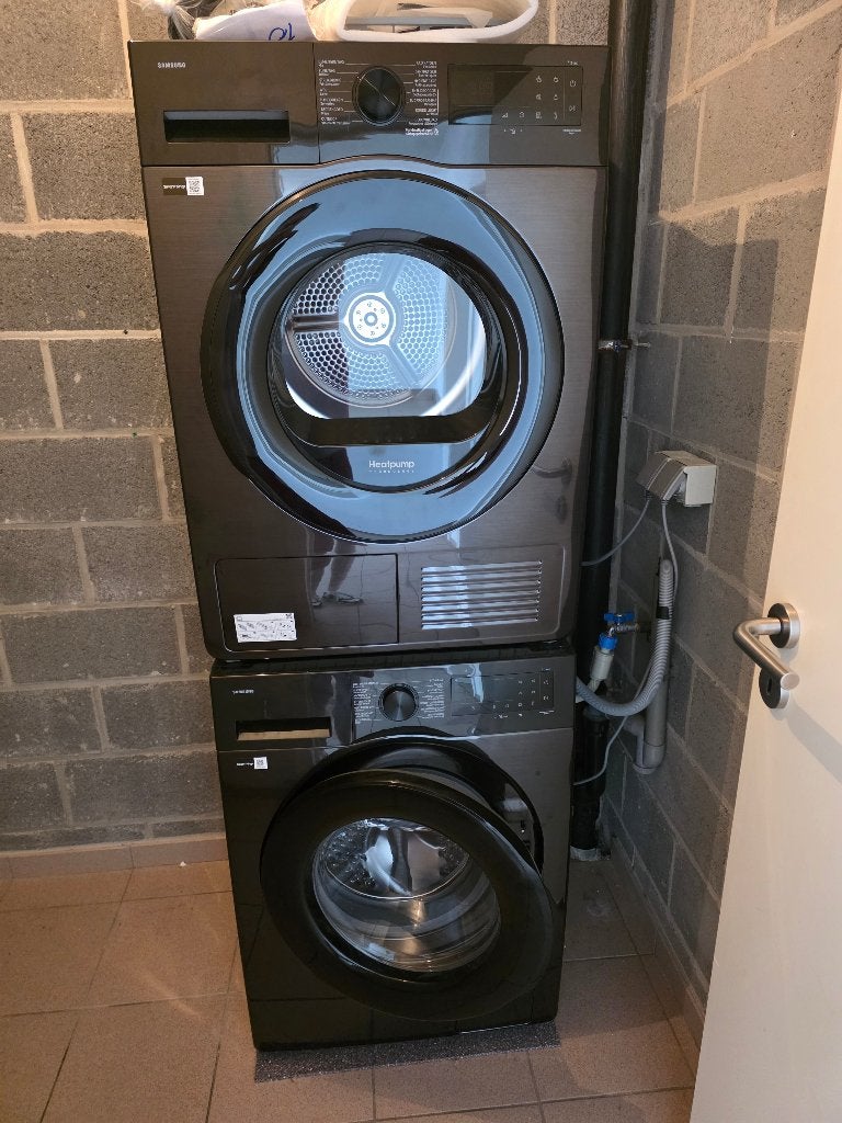 Machine a laver et sèche linge samsung, Electroménager, 1200 à 1600 tours, 6 à 8 kg, 85 à 90 cm, Comme neuf