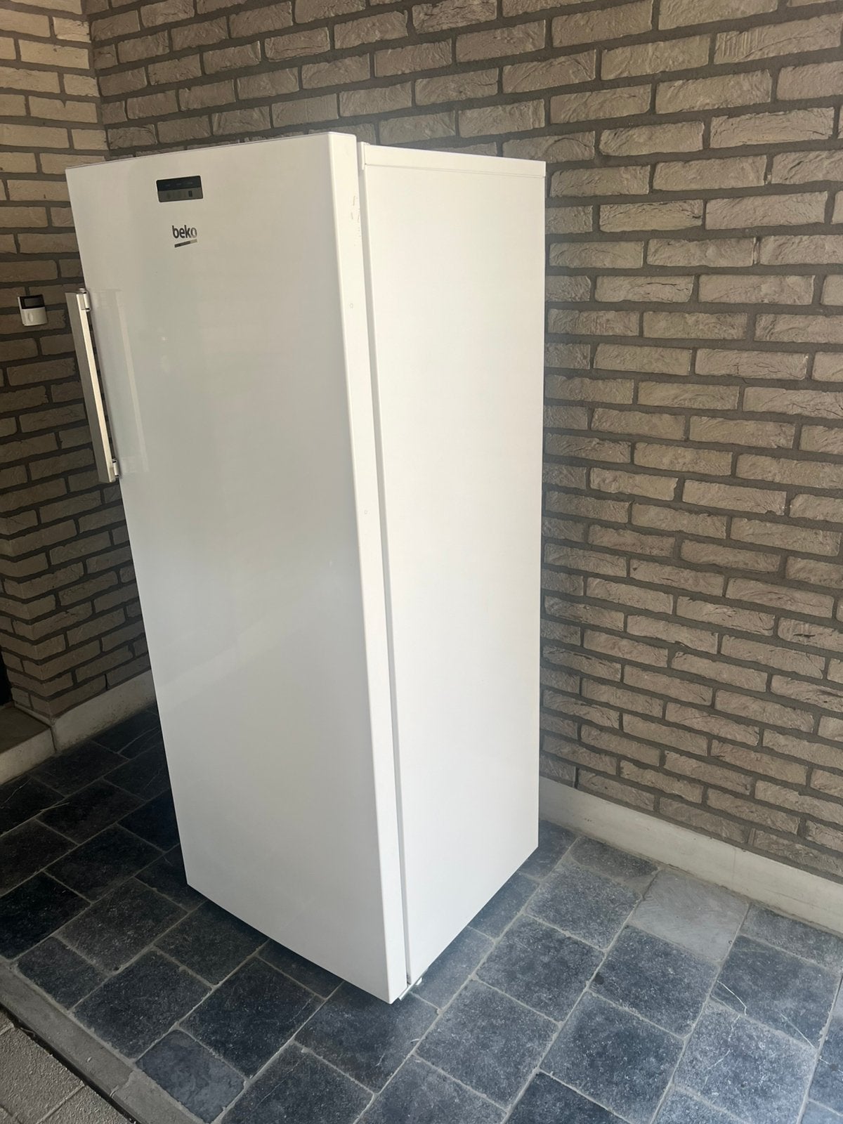 Diepvriezer merk Beko bj 2022 kleur wit., Elektronische apparatuur, Vriezers en Diepvrieskisten, Gebruikt, Minder dan 60 cm, Energieklasse A of zuiniger