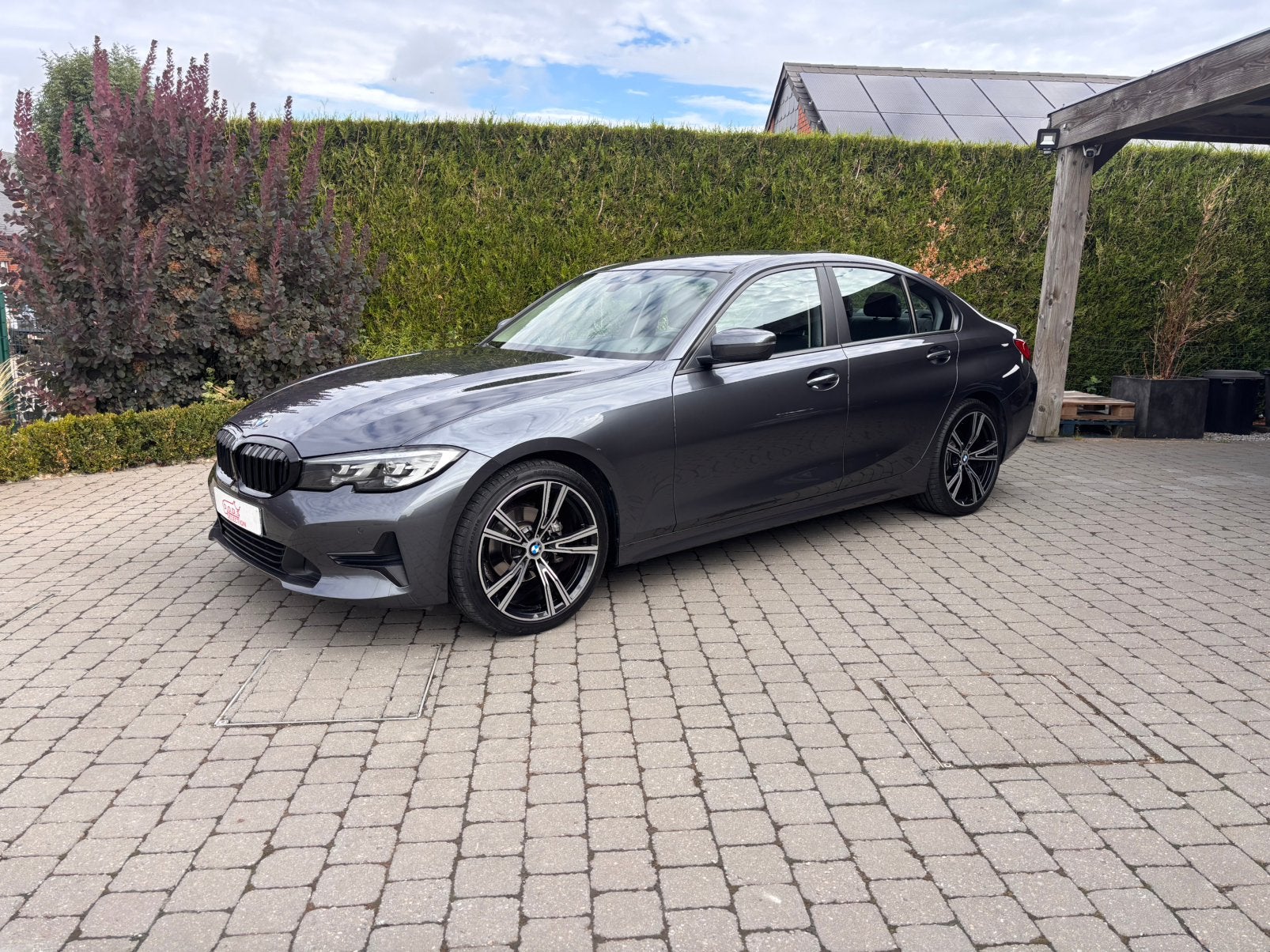 Bmw 318 D boite auto. Cuir,Gps, clim auto trois zones,pdc…, Auto's, BMW, Achterwielaandrijving, 1995 cc, 4 cilinders, Lane Keeping Assist