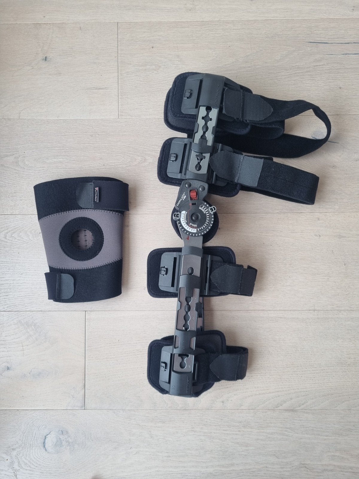 DonJoy X-ROM gearticuleerde kniebrace met kniebeugel, Diversen, Ophalen, Zo goed als nieuw