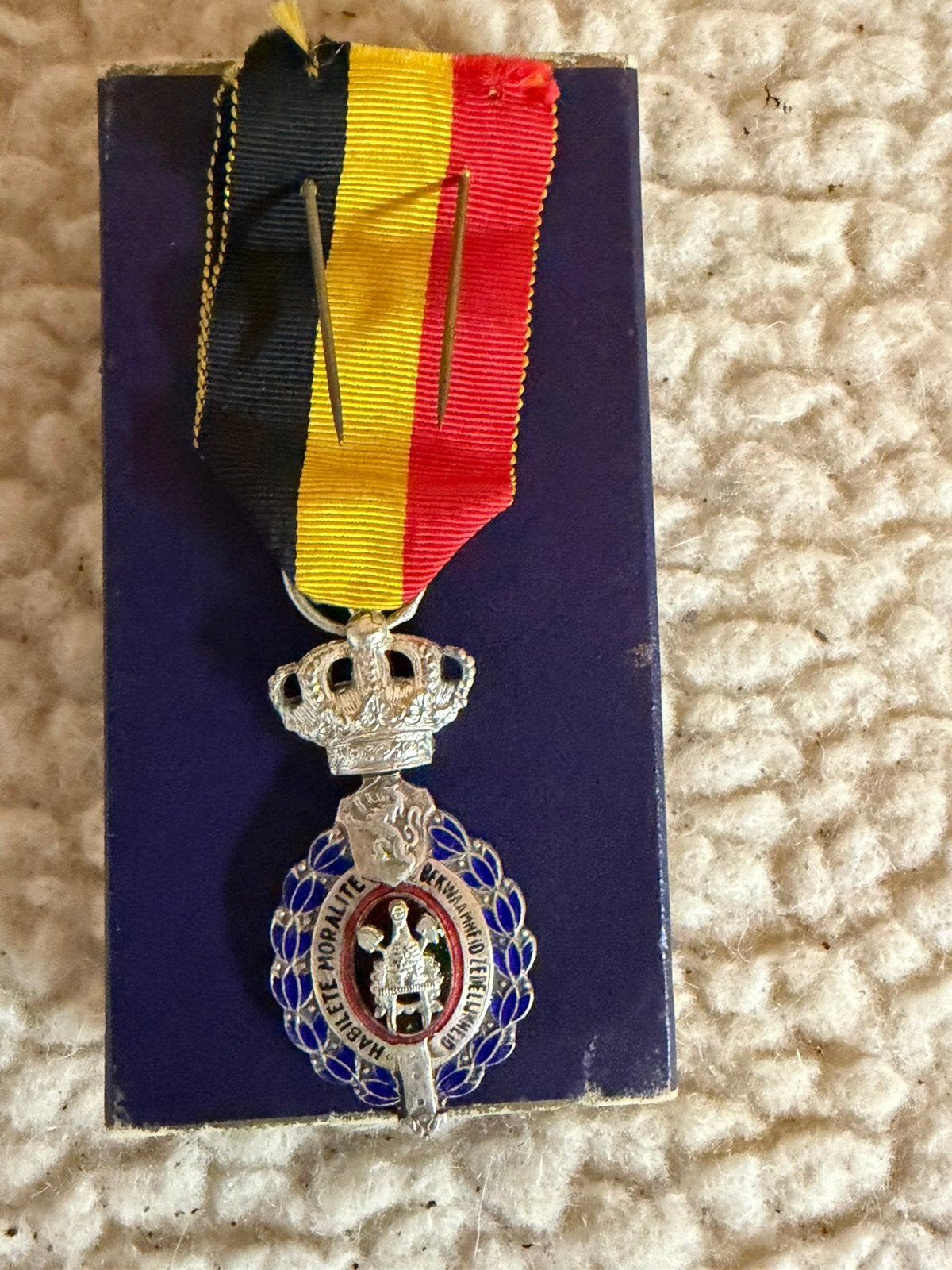 Insigne d'honneur, Enlèvement ou Envoi, Autres