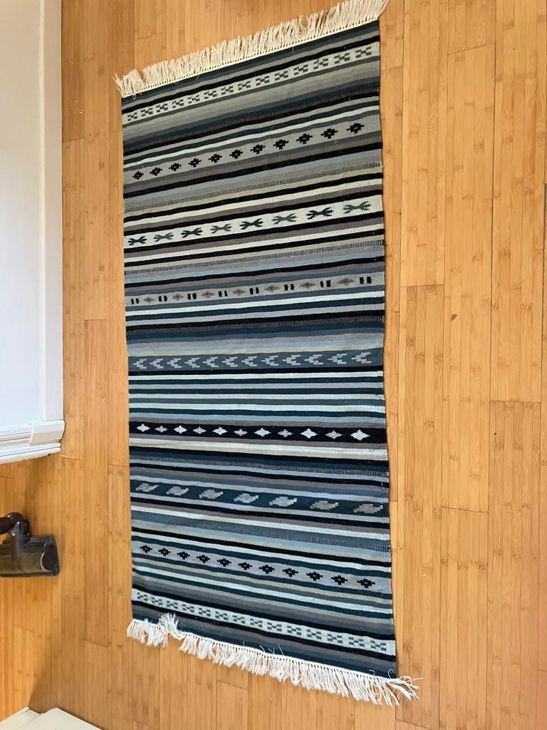Tapis Ikea, Enlèvement, Utilisé