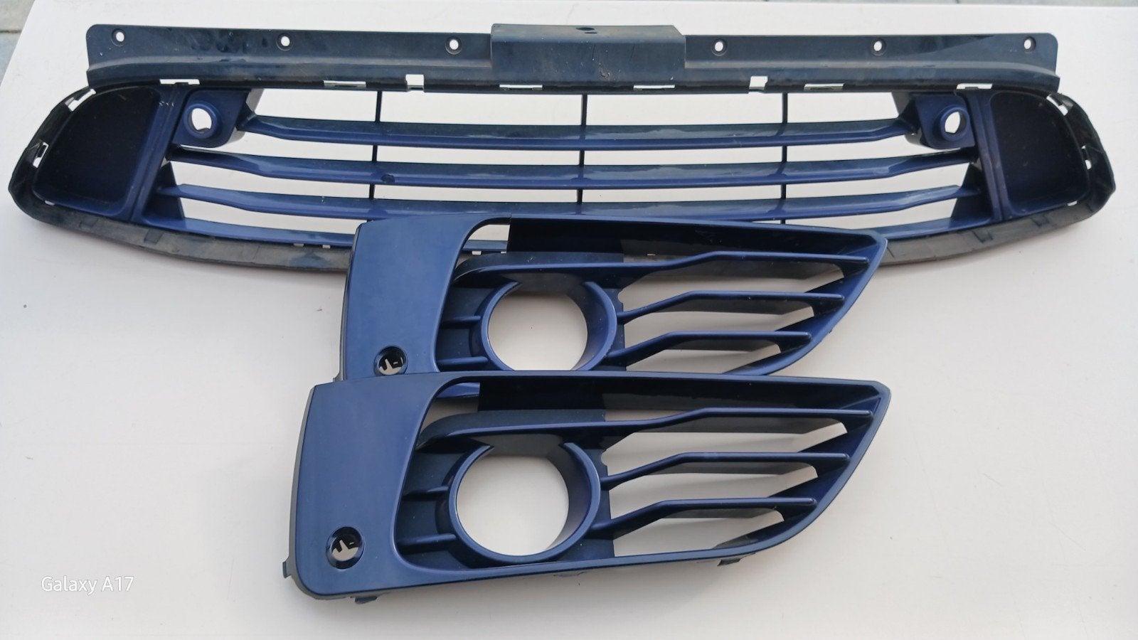 Bmw active tourer 2016 grille de pare-choc, Droite, Utilisé, BMW, Enlèvement ou Envoi