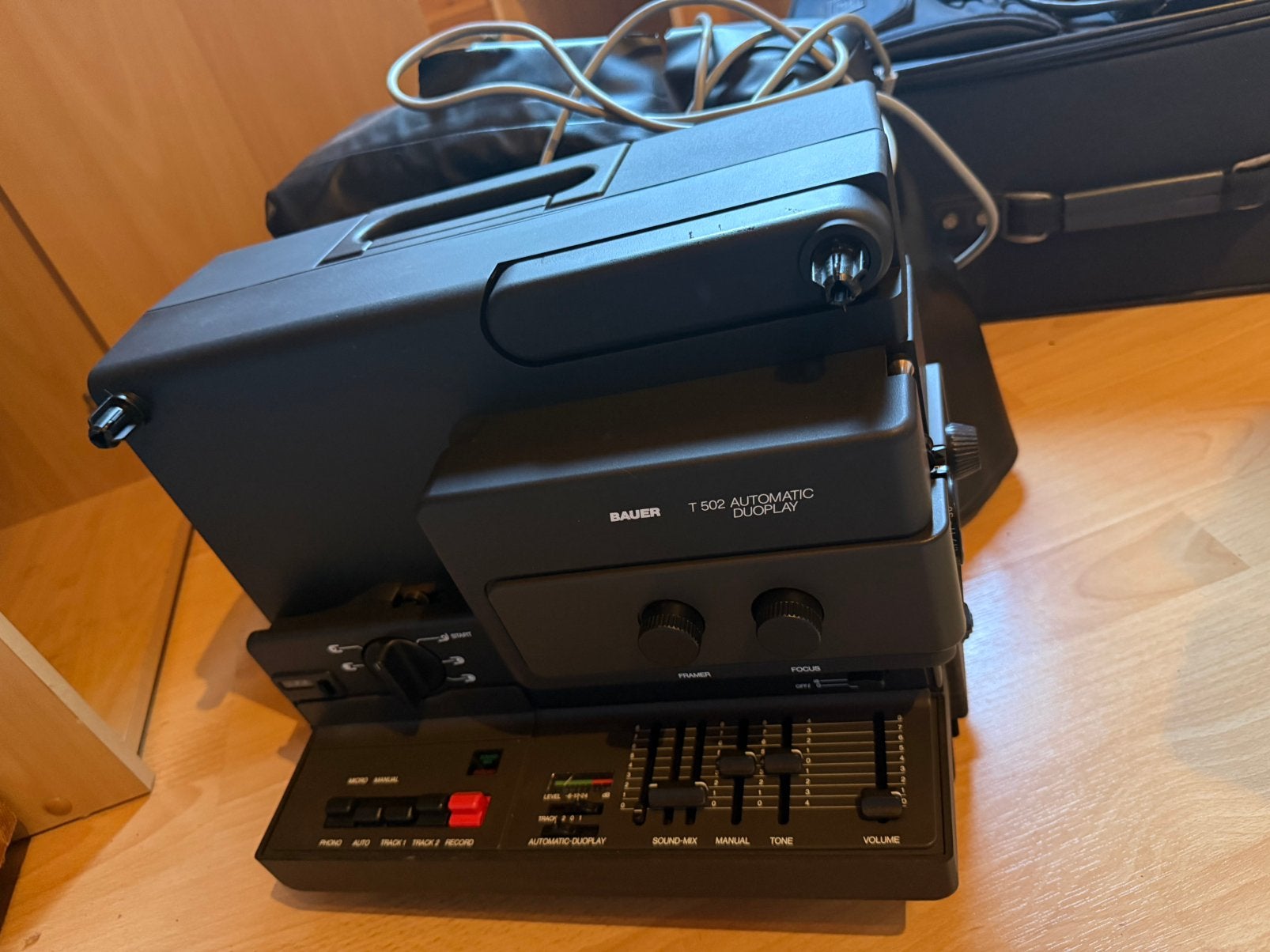 Bauer 8mm projector - voor onderdelen, Enlèvement, Comme neuf