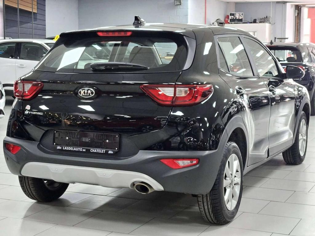Kia Stonic 1.2i Easy ISG Android Carplay Blue Startstop CAME, Stof, Gebruikt, 4 cilinders, Zwart