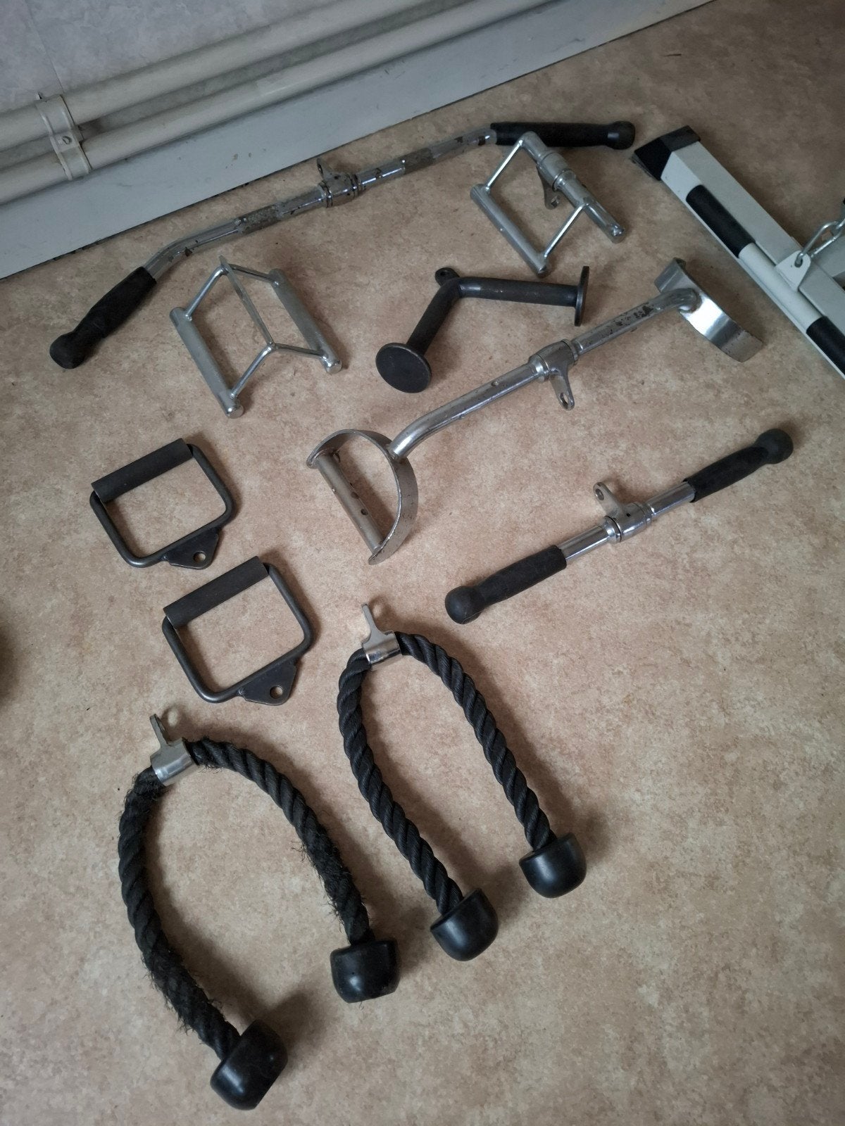 Handgrepen lat pulley - Home gym grepen, Sport en Fitness, Ophalen, Zo goed als nieuw, Armen, Overige typen