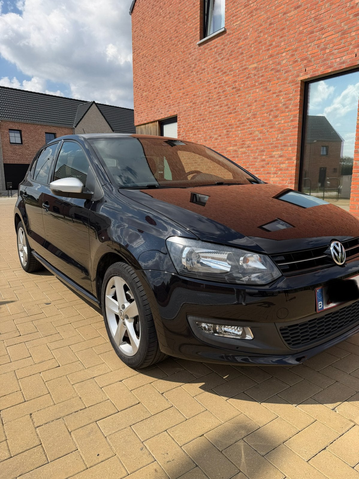 Volkswagen Polo 1.4 Automaat DSG, Auto's, Stof, 4 cilinders, Zwart, Bedrijf