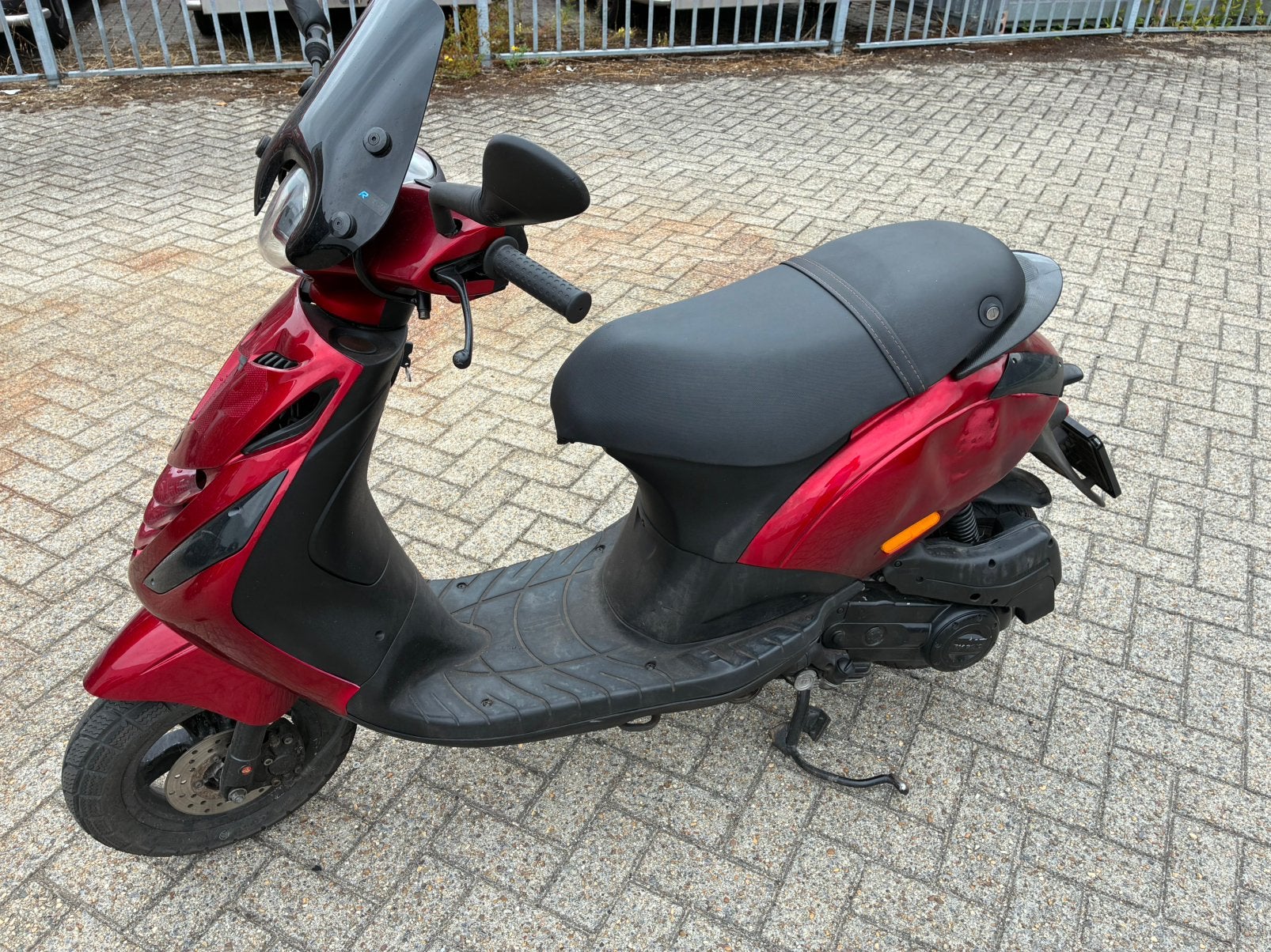Piaggio Zip A klasse met schade, Ophalen, Zip, Klasse A (25 km/u), Zo goed als nieuw