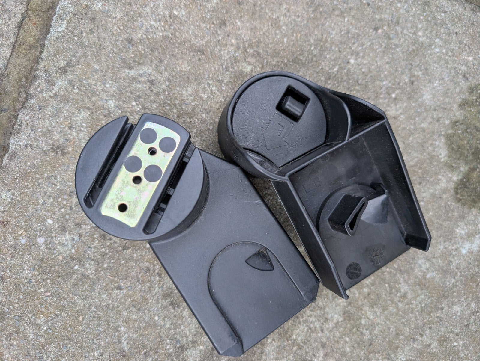 Maxi cosi adapter, Enfants & Bébés, Poussettes & Combinaisons, Maxi-Cosi, Enlèvement