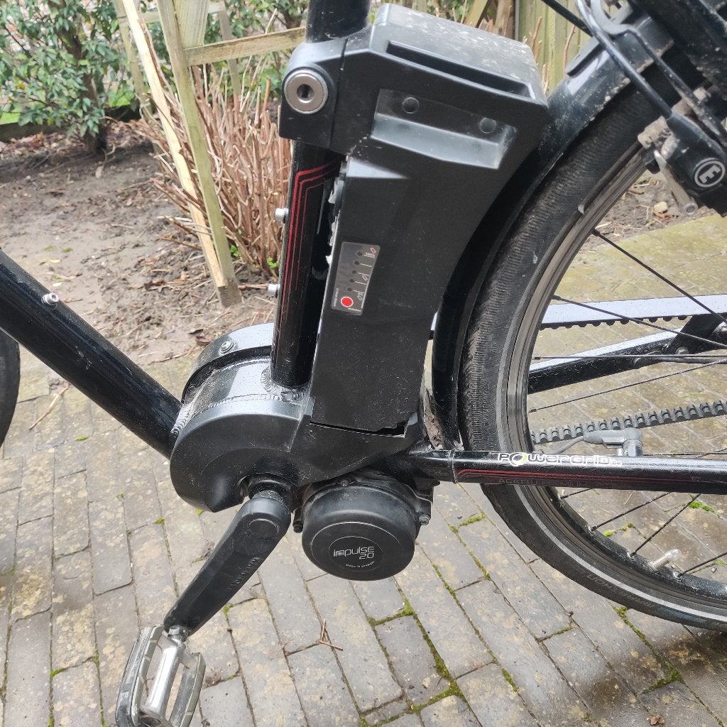 Fietsbatterij + lader, Fietsen en Brommers, Gebruikt