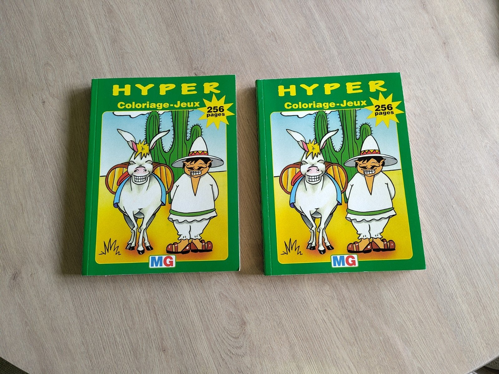 Deux livres de couleurs et de jeux, Livres, Enlèvement ou Envoi, Comme neuf