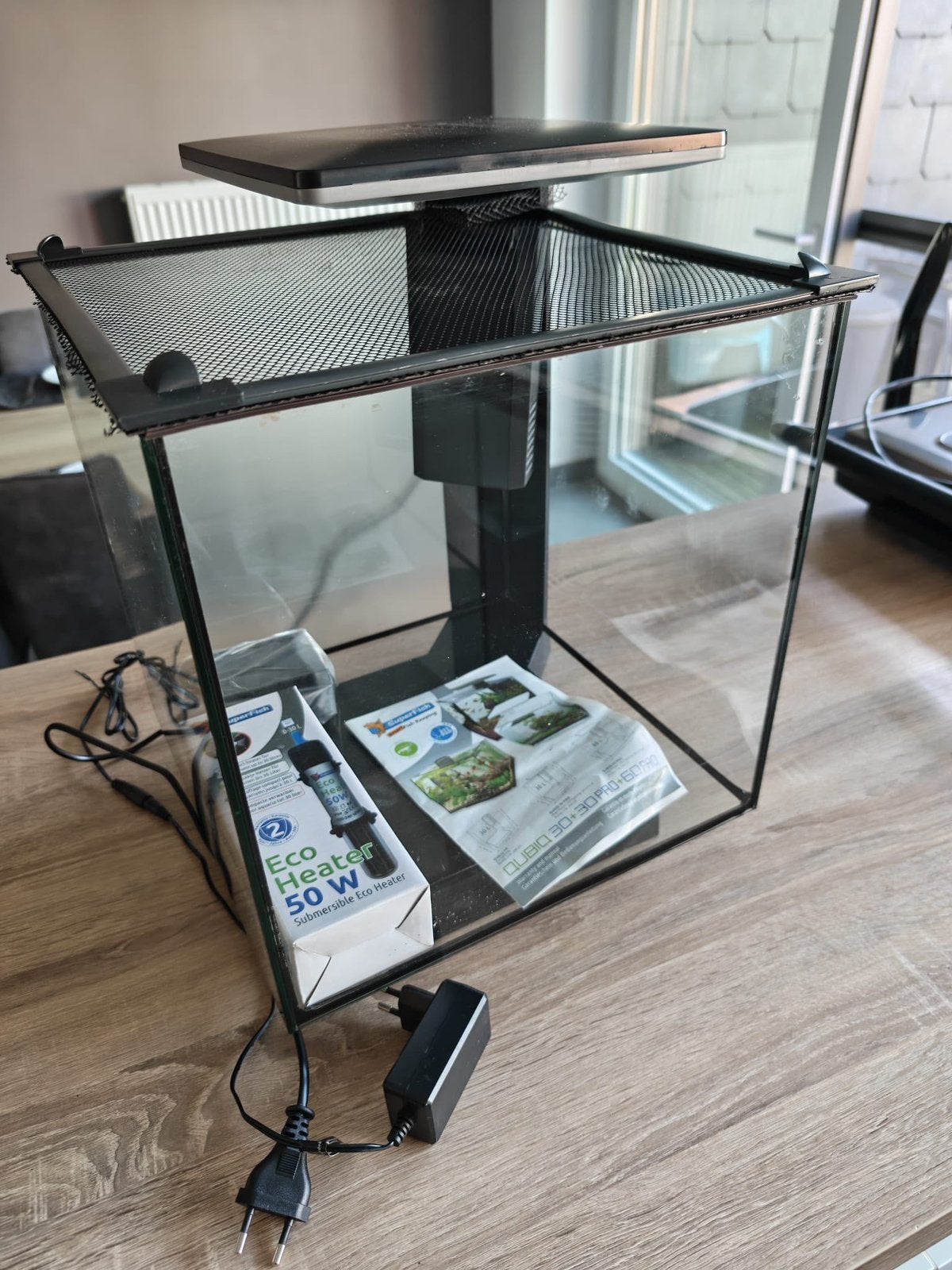 Aquarium Superfish cubiq30 pro, Ophalen, Gebruikt, Aquariummeubel, Superfish