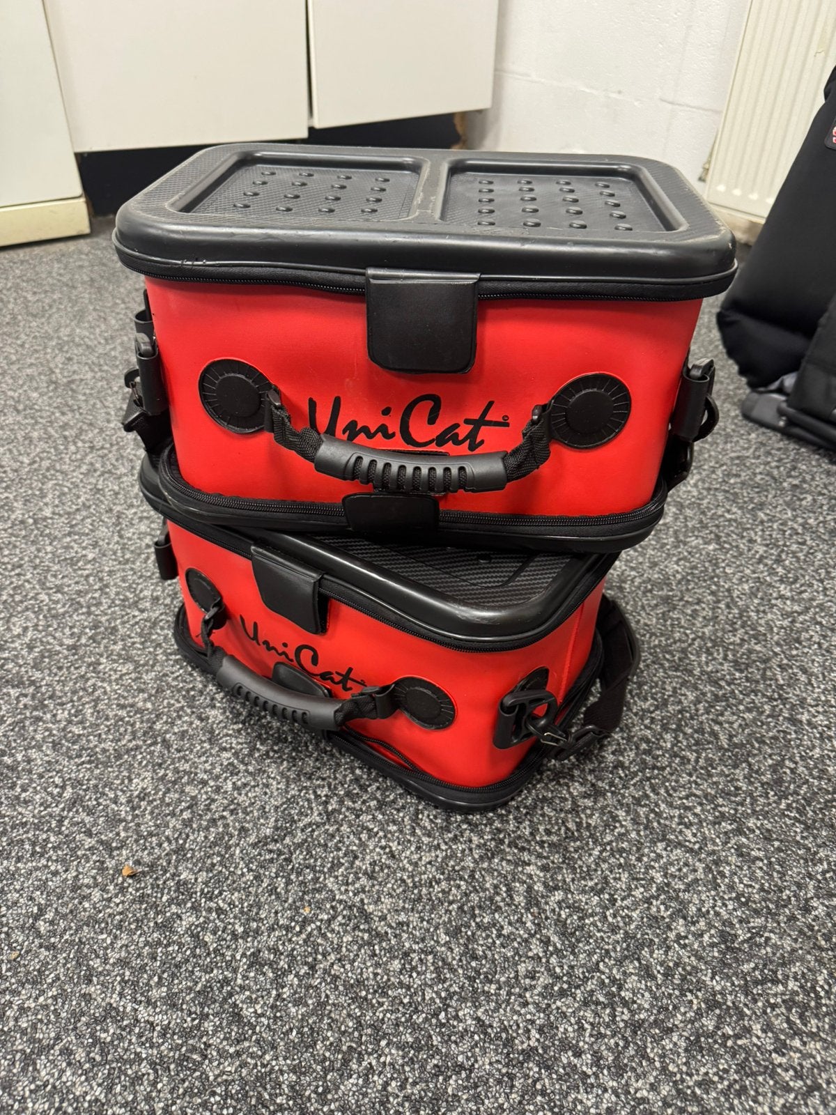 Uni Cat 2-Way Toolbox  (2 stuks), Ophalen, Zo goed als nieuw