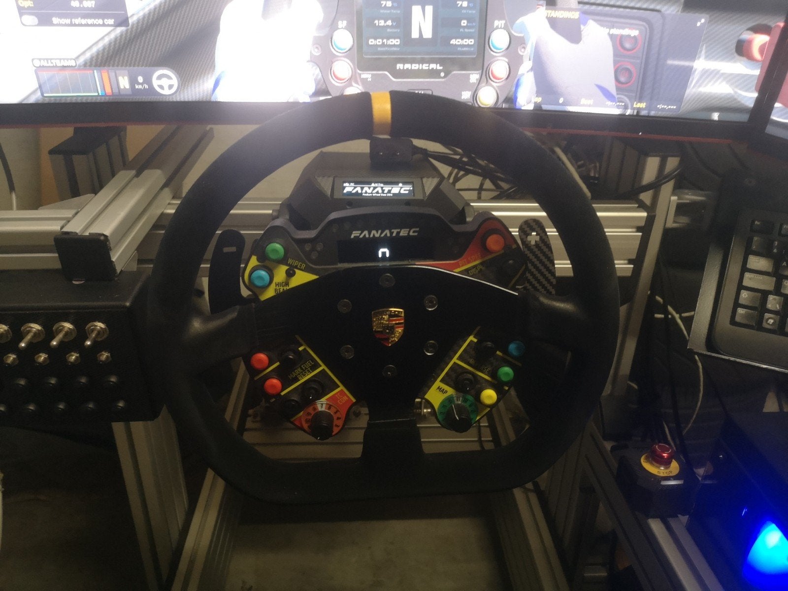 Complete high end race sim, Ophalen