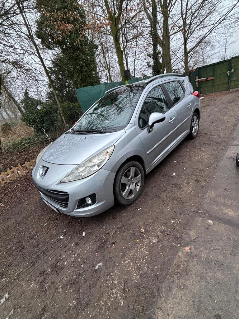 Peugeot 207, Autos, Achat, Automatique, Particulier, Essence