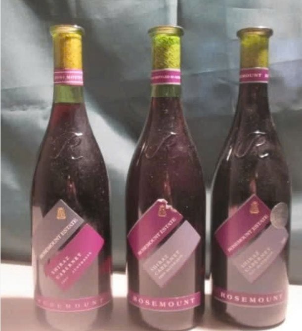 3x vin rouge australien - Rosemount Estate - 1997/2001, Collections, Autres régions, Enlèvement ou Envoi, Pleine, Comme neuf