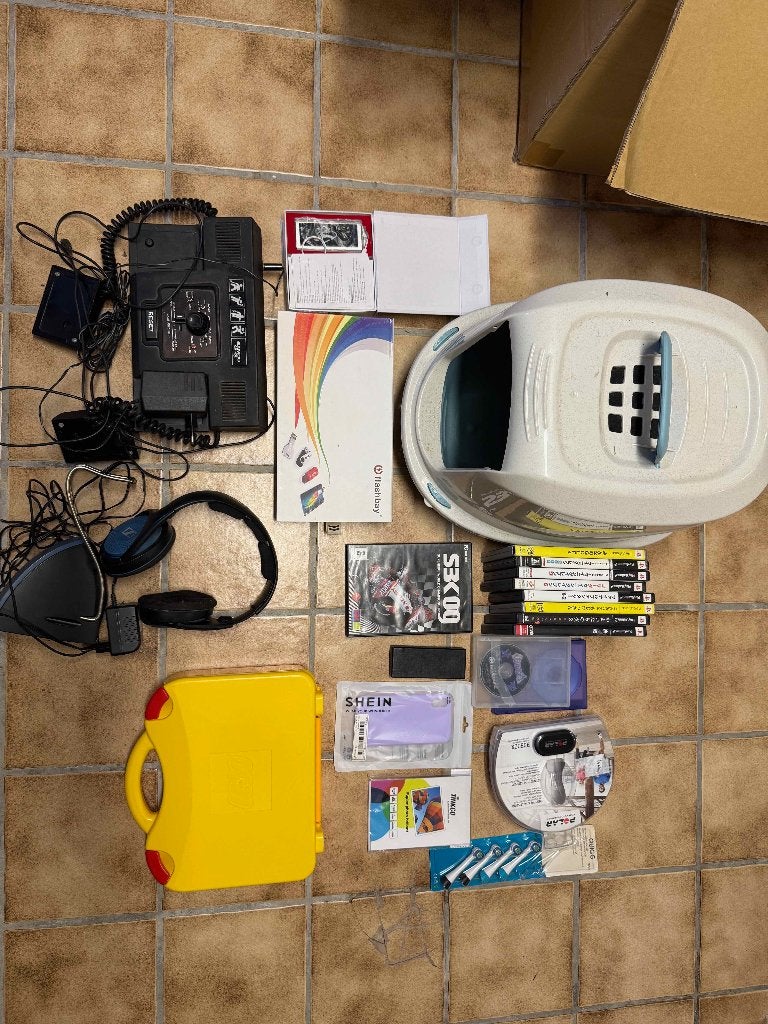 Lot de brocante (jeux vidéos, boite lego, ...), Divers, Enlèvement, Utilisé