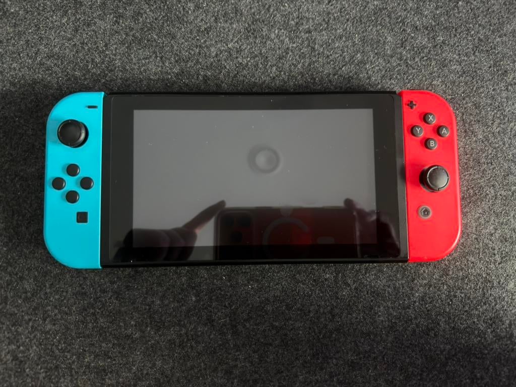 Nintendo Switch V1, Consoles de jeu & Jeux vidéo, Consoles de jeu | Nintendo Switch, Comme neuf, Enlèvement