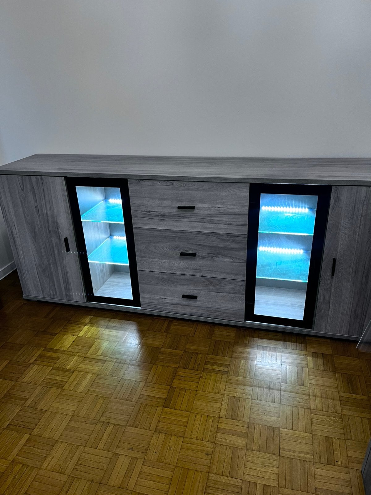 Dressoir met LED, Ophalen, Zo goed als nieuw