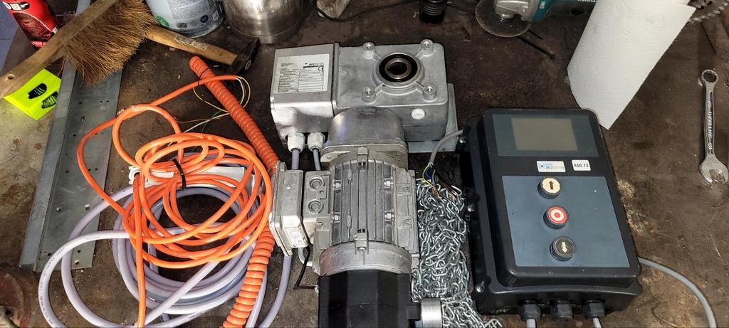 Poort motor en stuurkast, Doe-het-zelf en Bouw, Ophalen