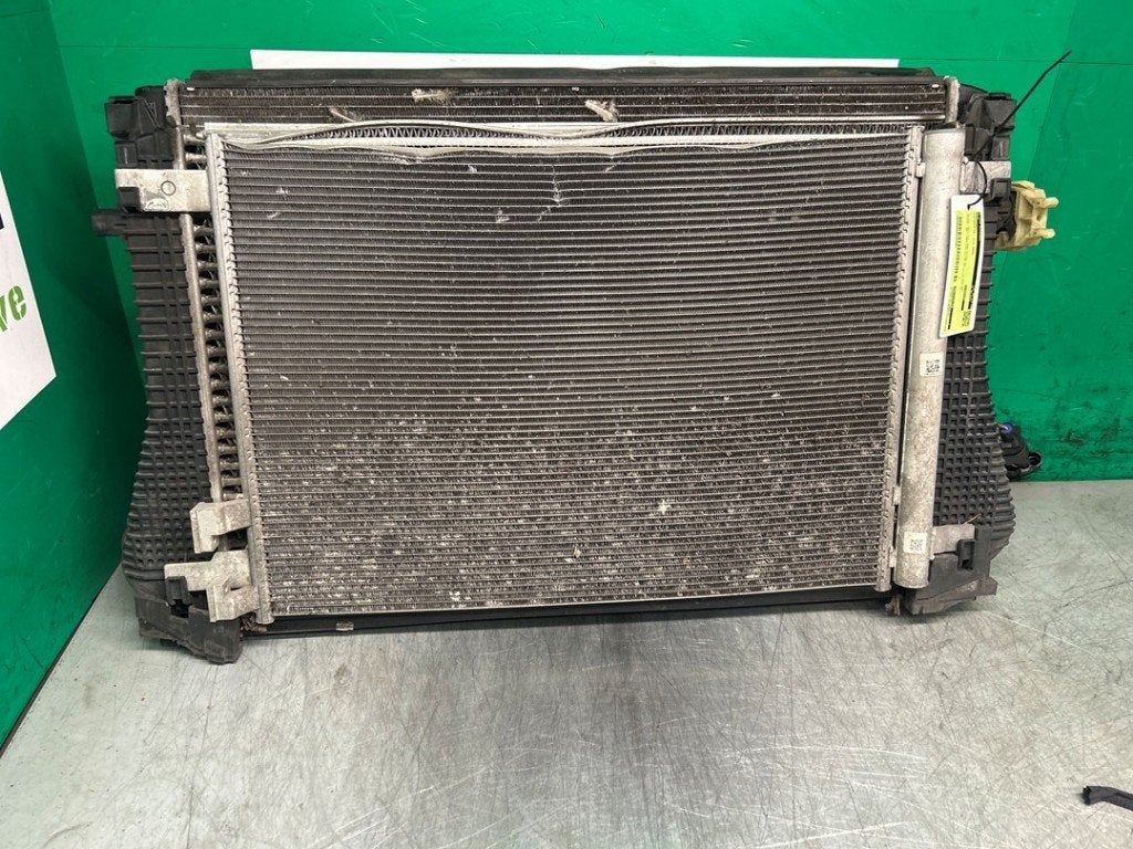 KIT DE REFROIDISSEMENT Volkswagen Golf VIII (CD1), Volkswagen, Volkswagen AG, Utilisé, Kundenbetreuung@volkswagen.de