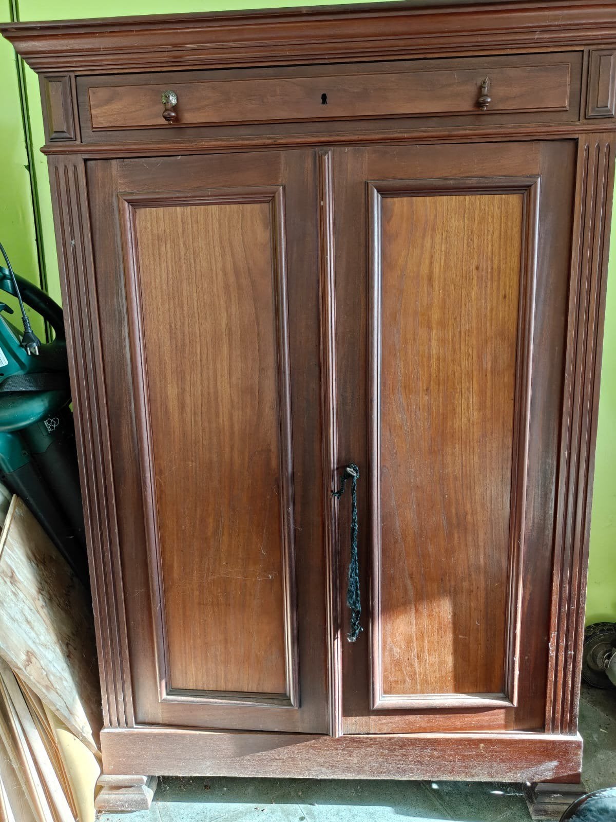 Hoge vintage kast, Antiek en Kunst, Antiek | Meubels | Kasten, Ophalen