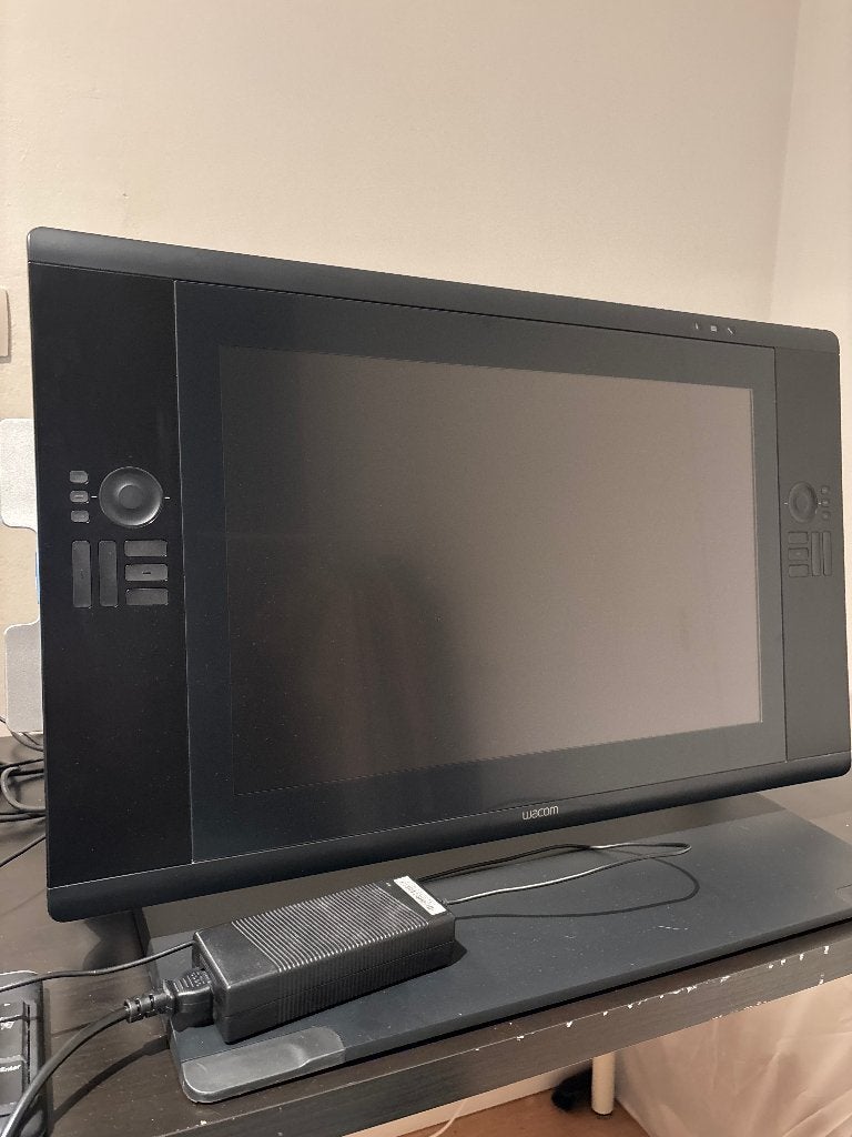Wacom Cintiq DTK-2400 HD, Multi-touch, Enlèvement, Utilisé, Filaire